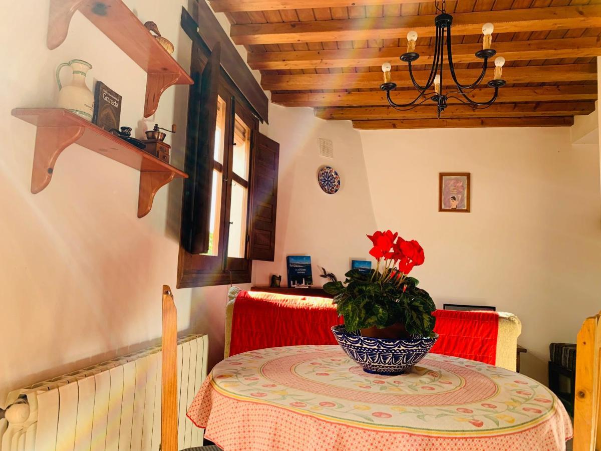 Barranco De La Salud Guest House Laroles Bagian luar foto
