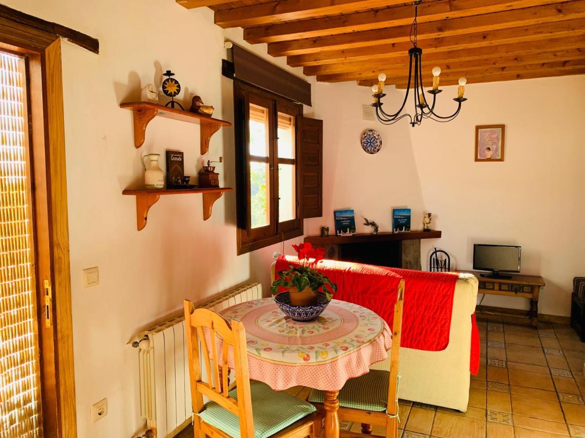 Barranco De La Salud Guest House Laroles Bagian luar foto