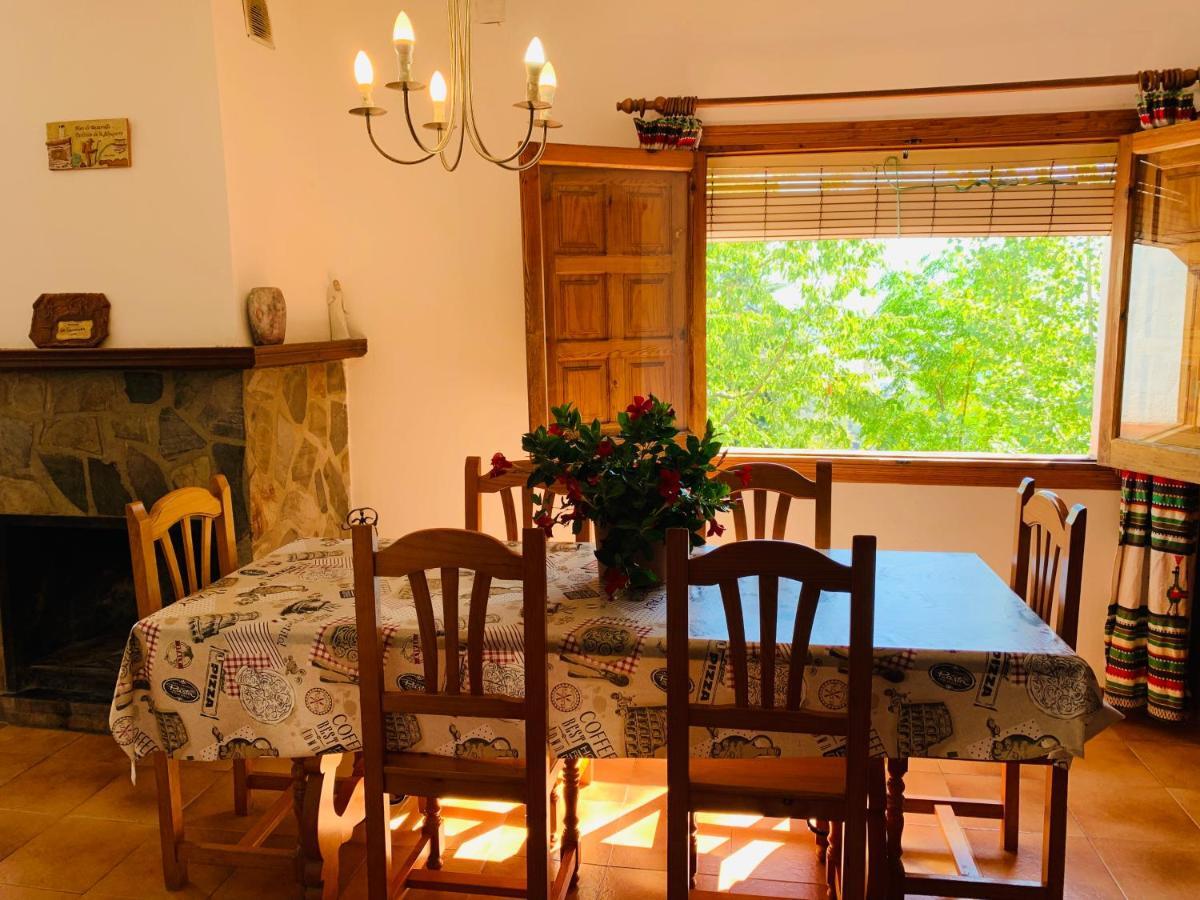 Barranco De La Salud Guest House Laroles Bagian luar foto