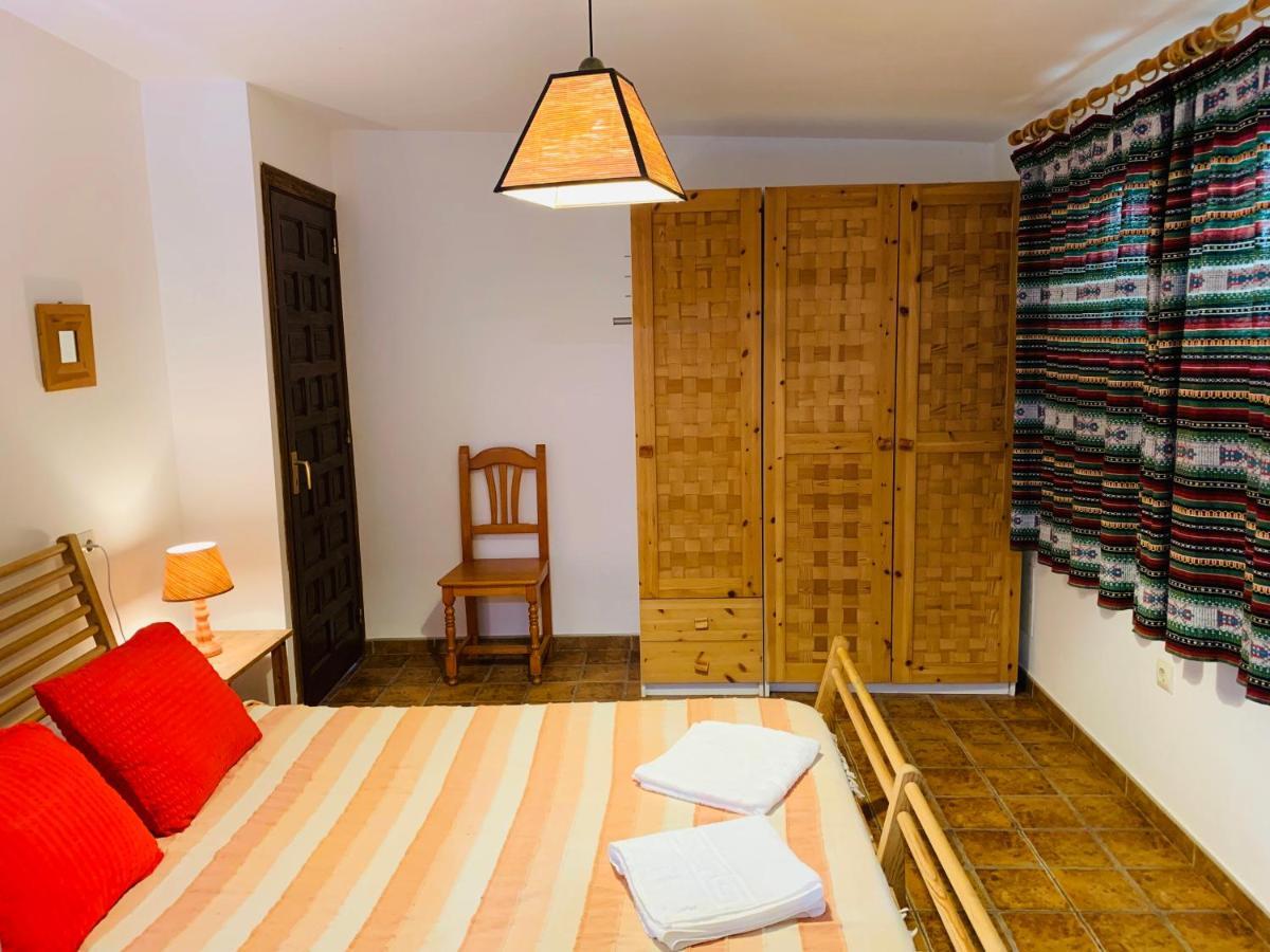 Barranco De La Salud Guest House Laroles Bagian luar foto