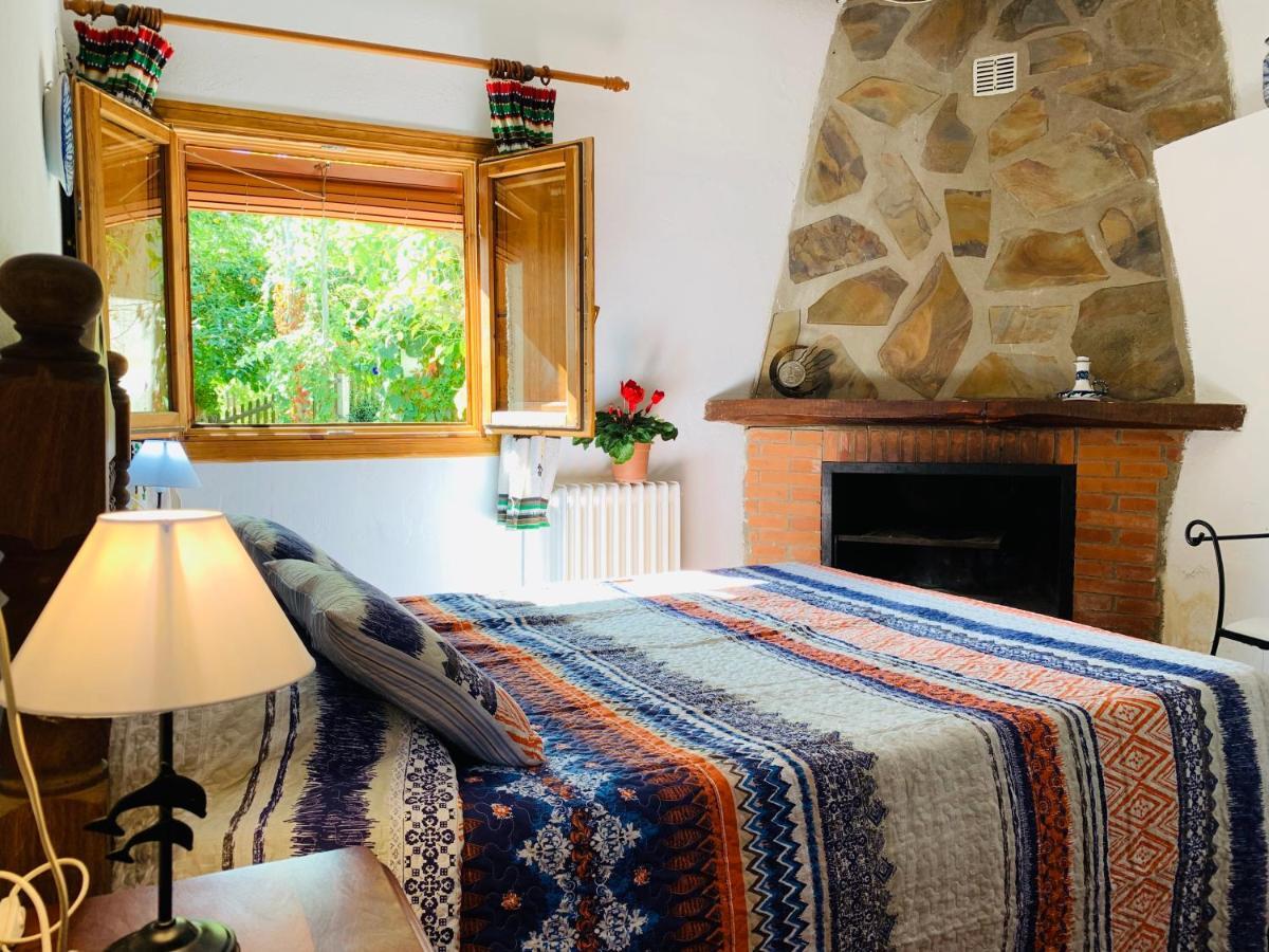 Barranco De La Salud Guest House Laroles Bagian luar foto