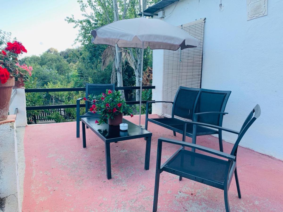 Barranco De La Salud Guest House Laroles Bagian luar foto