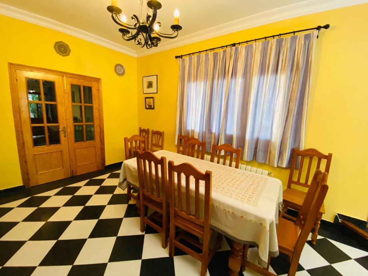 Barranco De La Salud Guest House Laroles Bagian luar foto